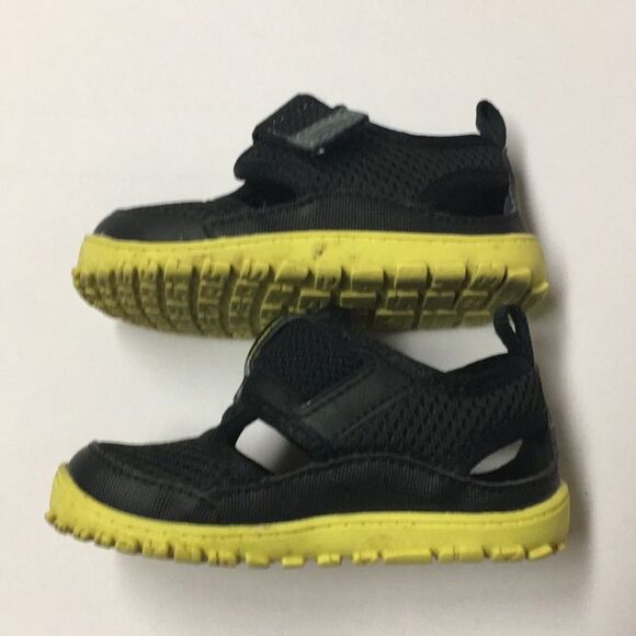 Reebok boys tennis shoes size 4.5 - Picture 5 of 8